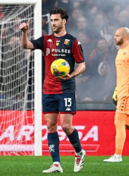 Pemain Genoa musim lalu Mattia Bani bakal hengkang ke Palermo. [Instagram] 
